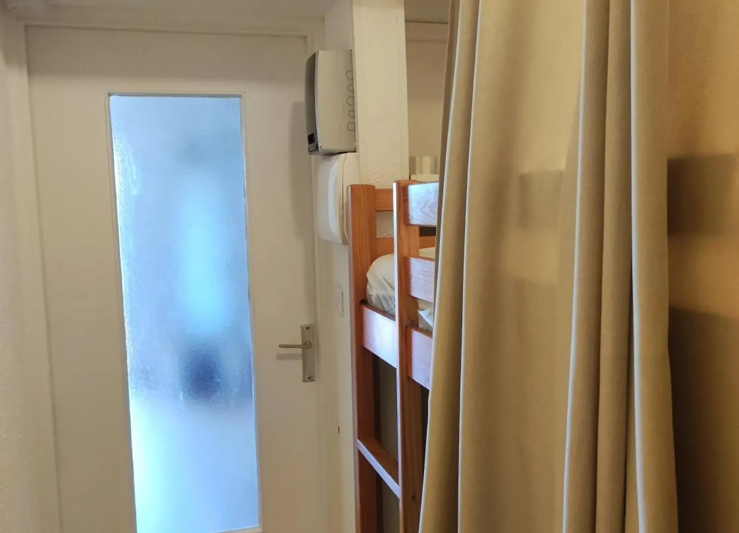 Joli Appartement Avec Jardin Dans Residence Avec Piscines Saint-Raphaël